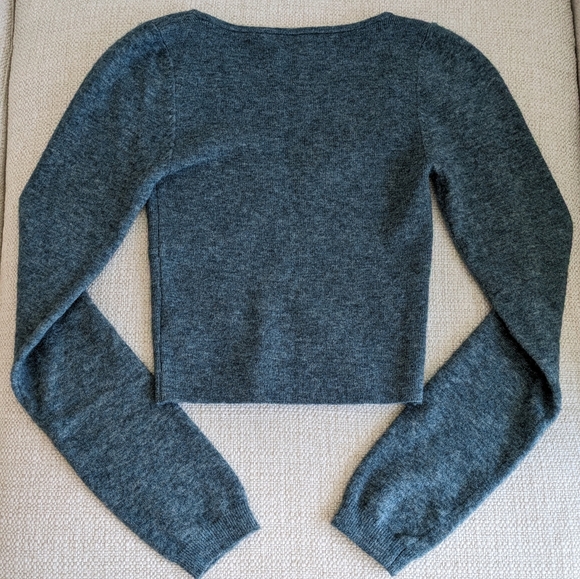 Aritzia Wilfred Long Sleeve - Picture 2 of 7